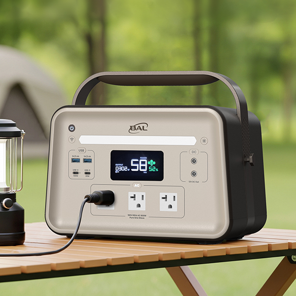 固体電池ポータブル電源 600W_メイン3